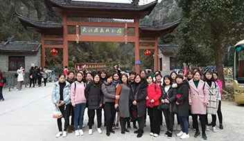 科瑞特“感恩有你，與愛(ài)同行”女神節(jié)活動(dòng)