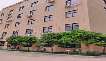 勞動(dòng)最光榮|科瑞特開展綠化環(huán)境整治活動(dòng)！